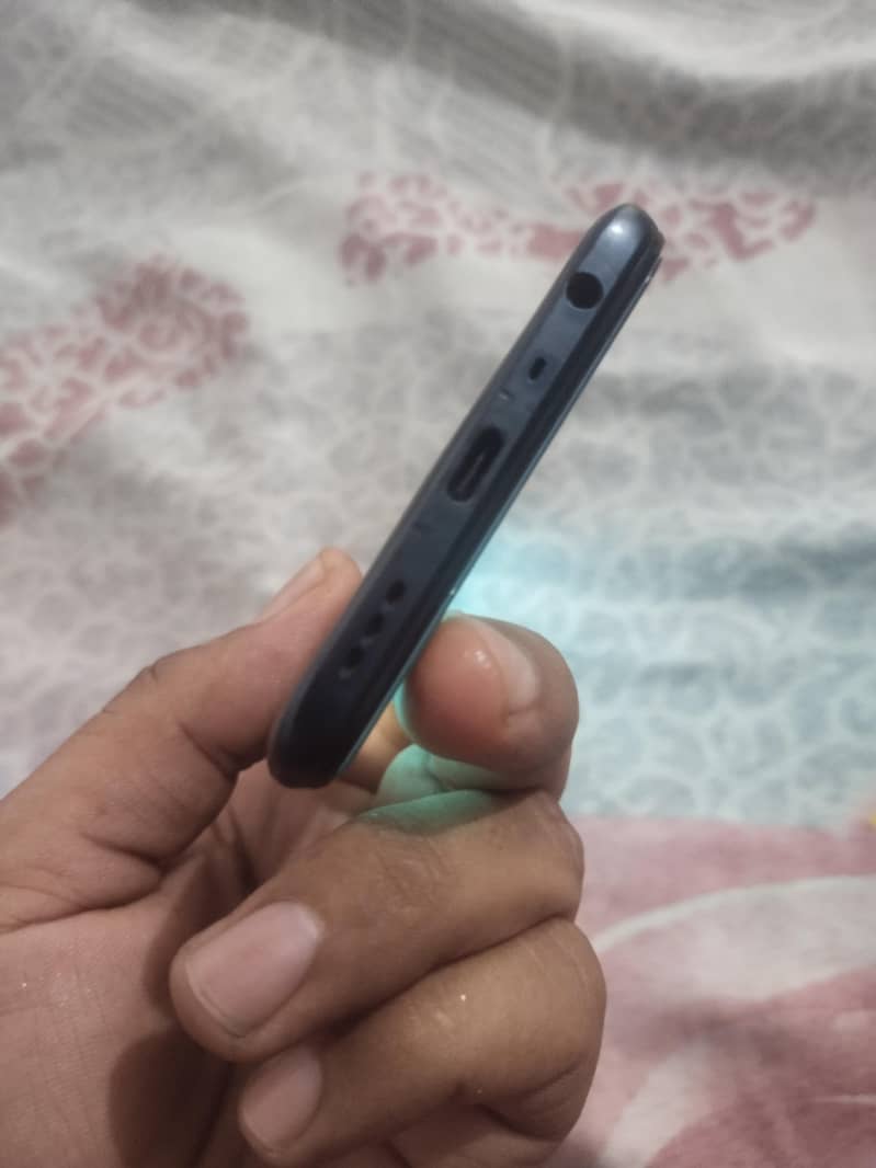 OPPO A54 4