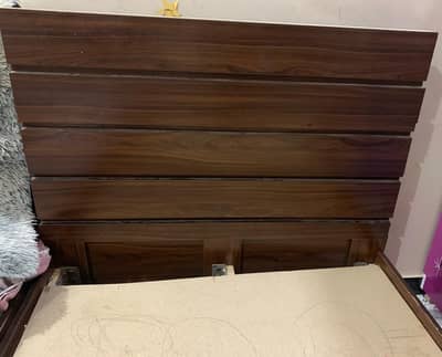Single Bed Available for Sale