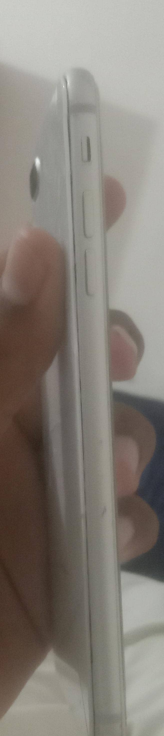 Apple iPhone 8 Plus 3