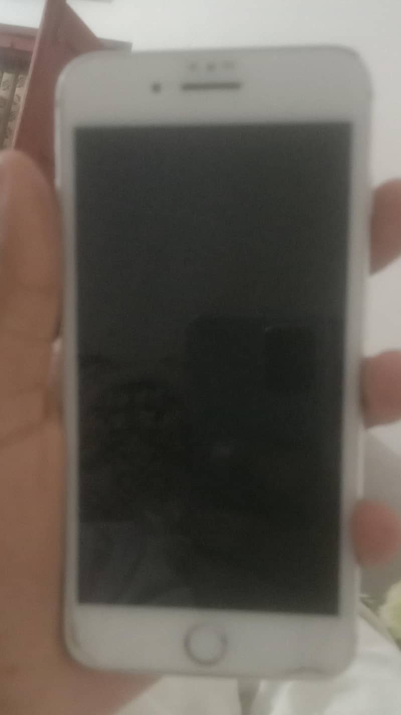 Apple iPhone 8 Plus 6