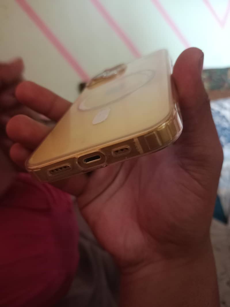 Apple iPhone 14 1