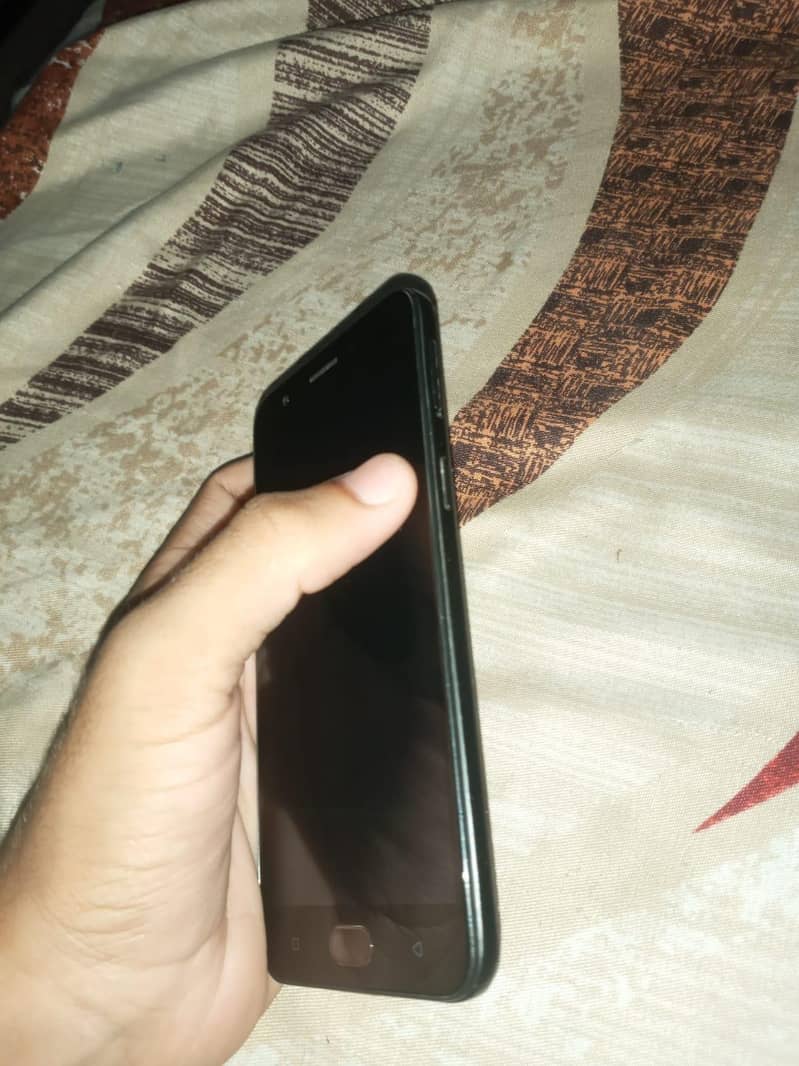 OPPO A57 2