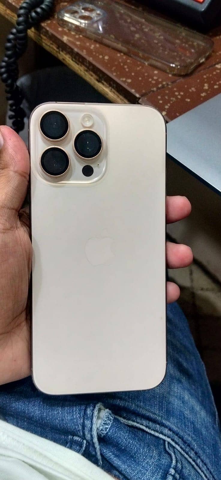 Apple iPhone 16 Pro Max 3