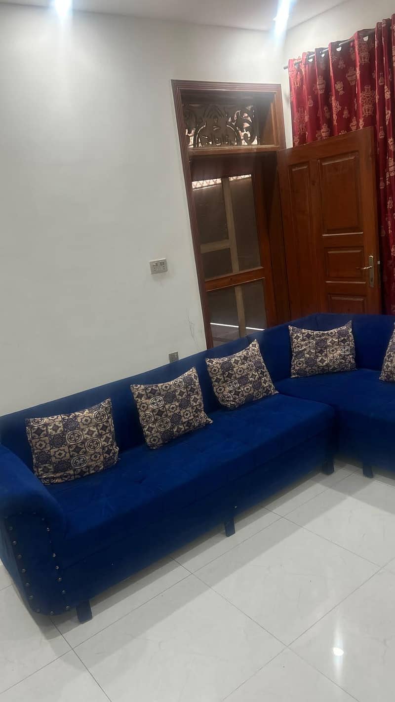 royal blue sofas 2
