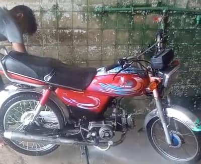 pak hero motorcycle