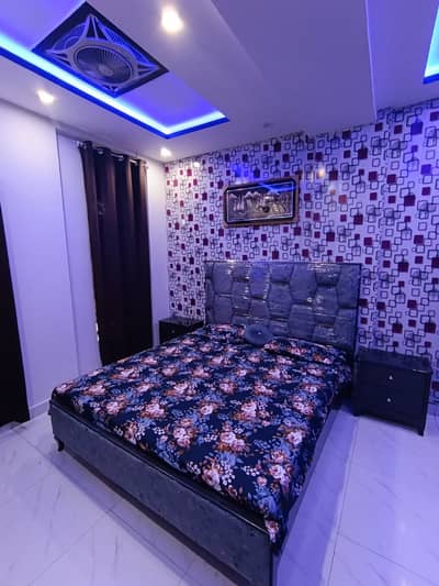 Par day short tim luxury flat comfortable jabardasth room