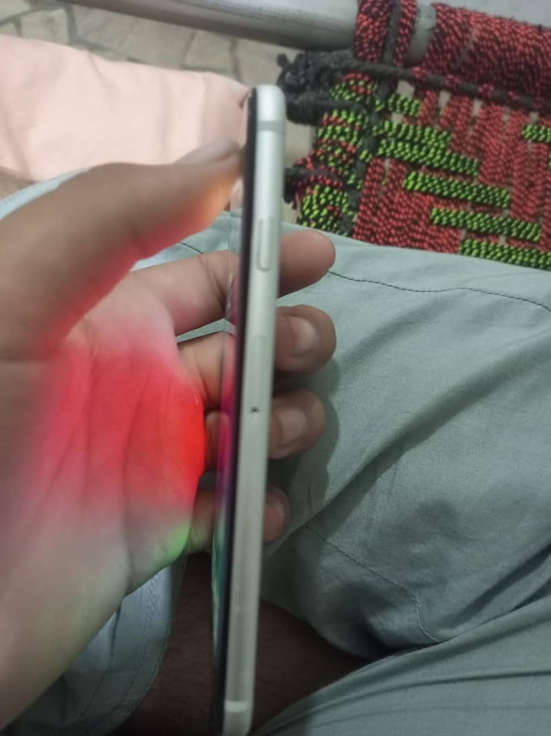 Apple iPhone 6 3