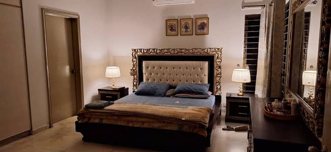 King Size Bed for Sale | Wooden Bed | Excellent Condition