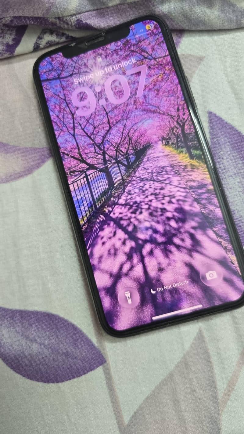 Apple iPhone 11 Pro 1