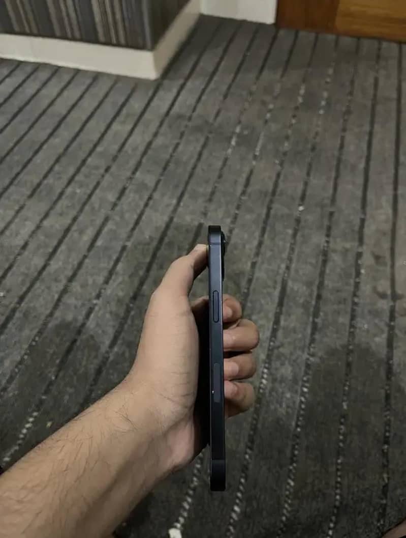 iPhone 13 jv 4