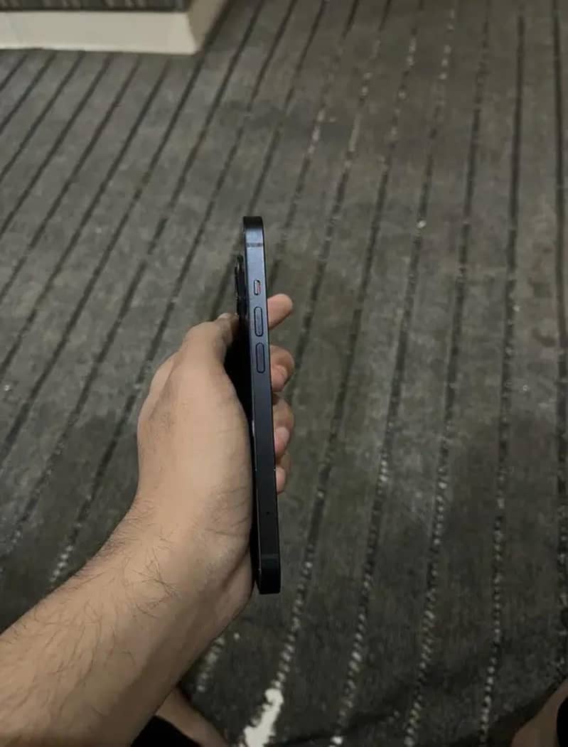 iPhone 13 jv 6