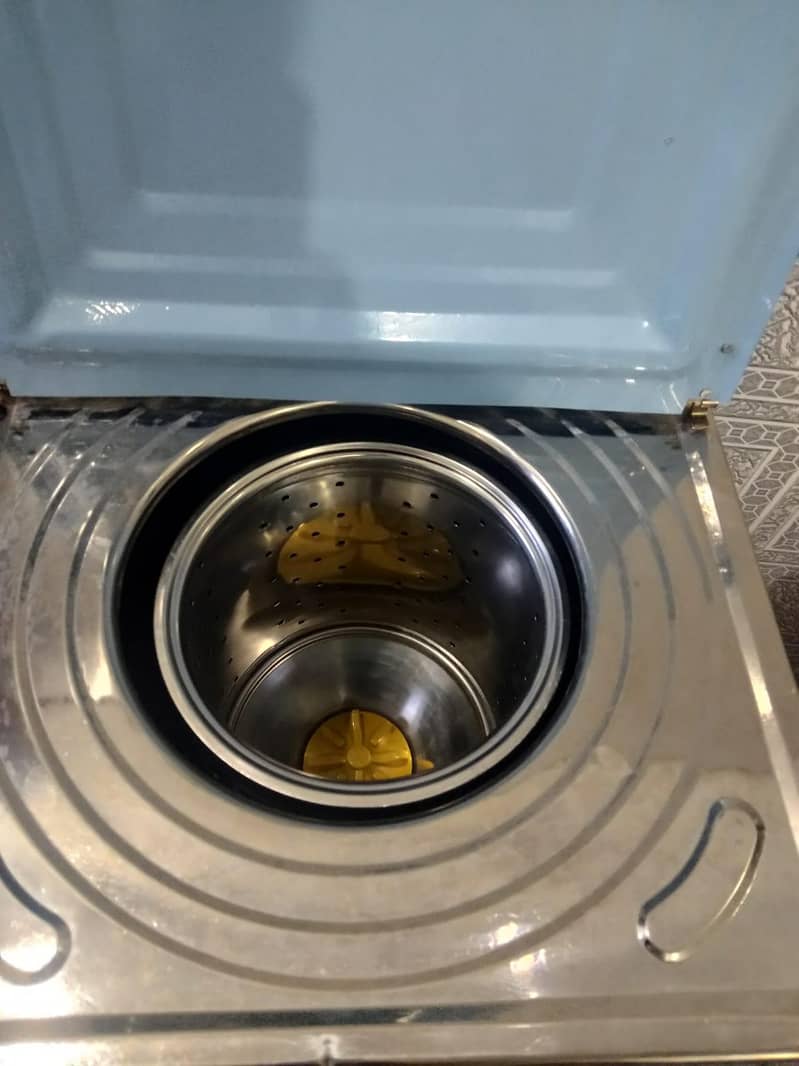 Washing Machine & Drayr 3