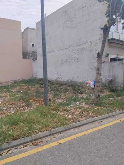 5-Marla On Ground Ready To Construction Plot Available For Sale Near To Bahria Town Lahore