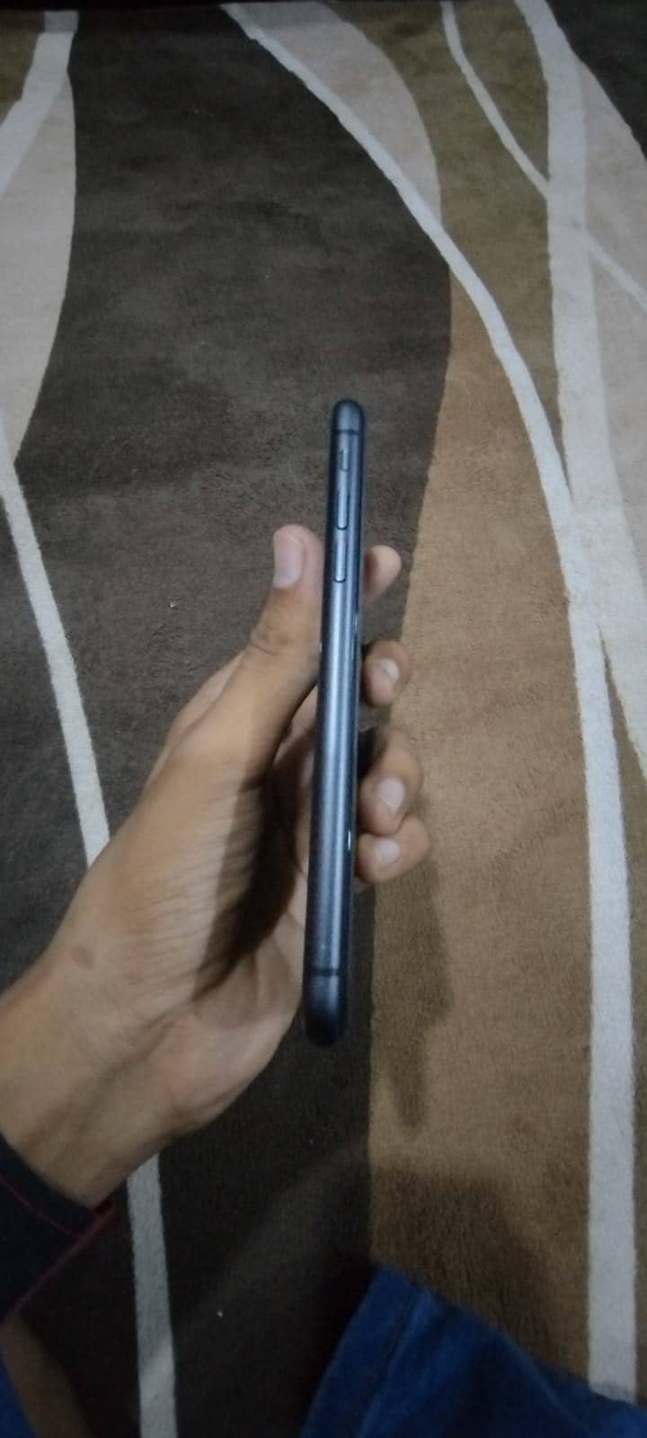 Apple iPhone 11 0