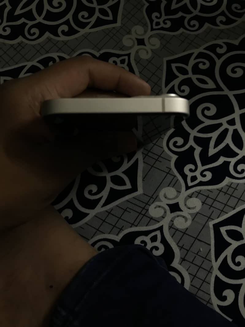 Apple iPhone 14 plus 7