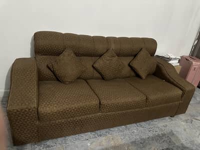6- seater sofa set in good condition one hand used