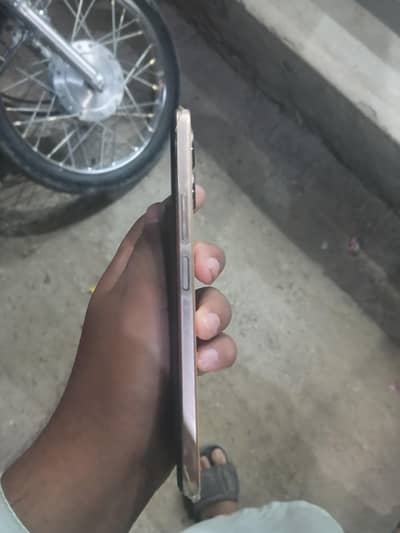 Vivo Y17s