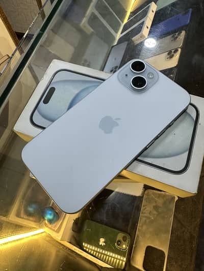 Apple iPhone 15
