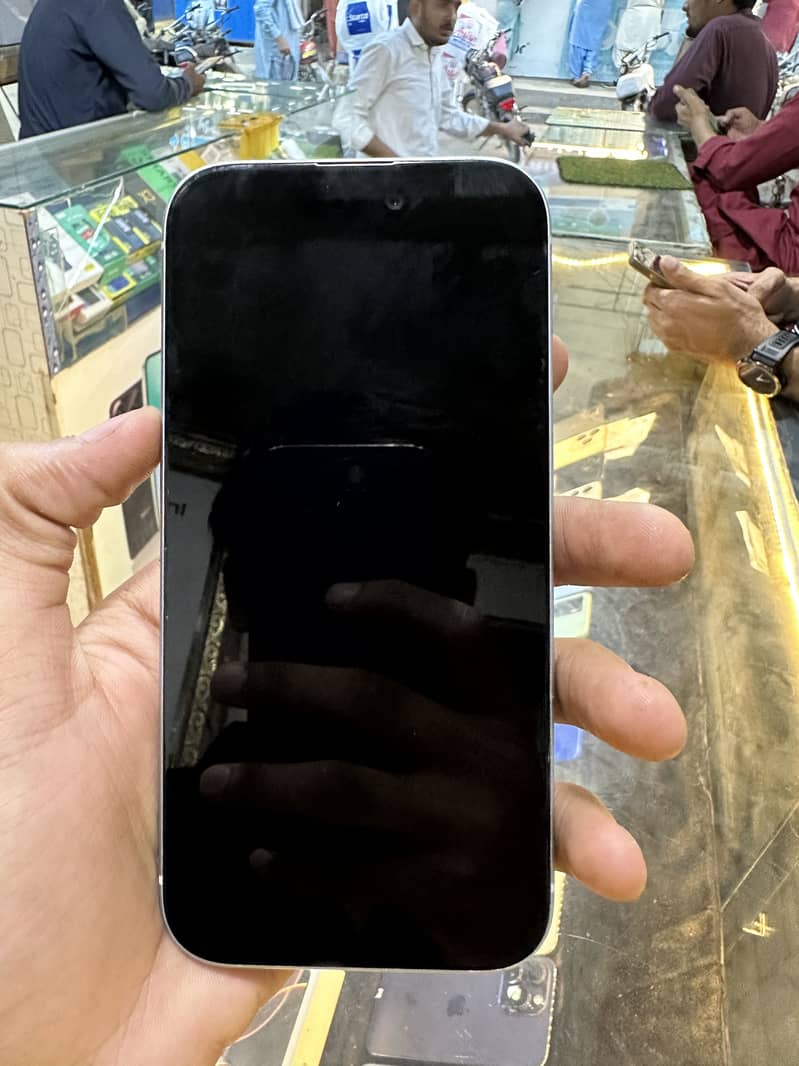 Apple iPhone 15 1