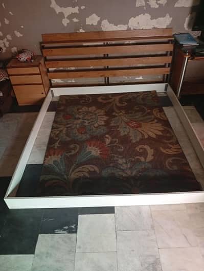 Habit bed 0