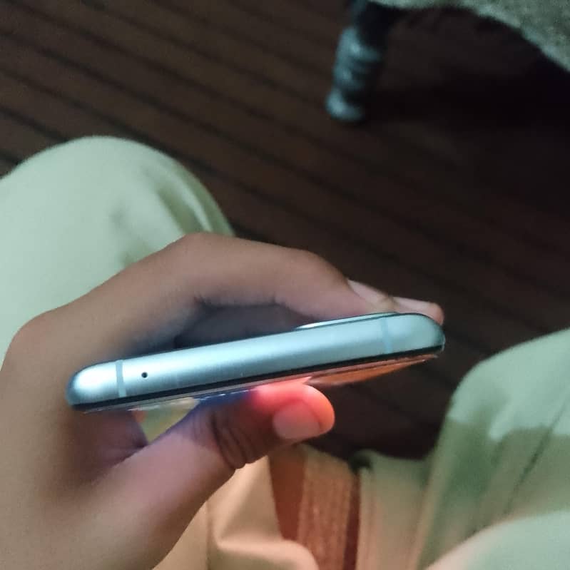 One Plus 9R 3