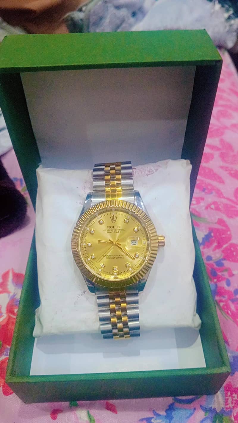 Hand watch 0
