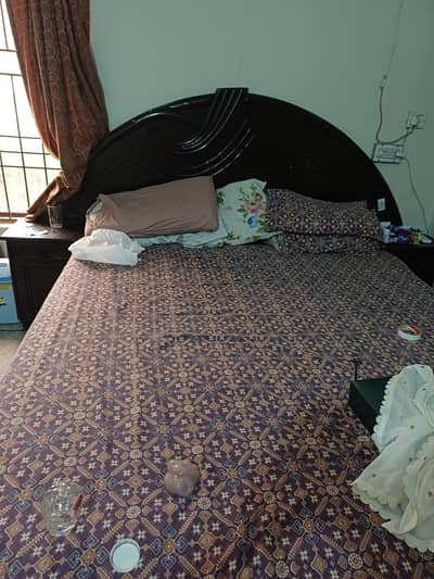 Double bed with dressing