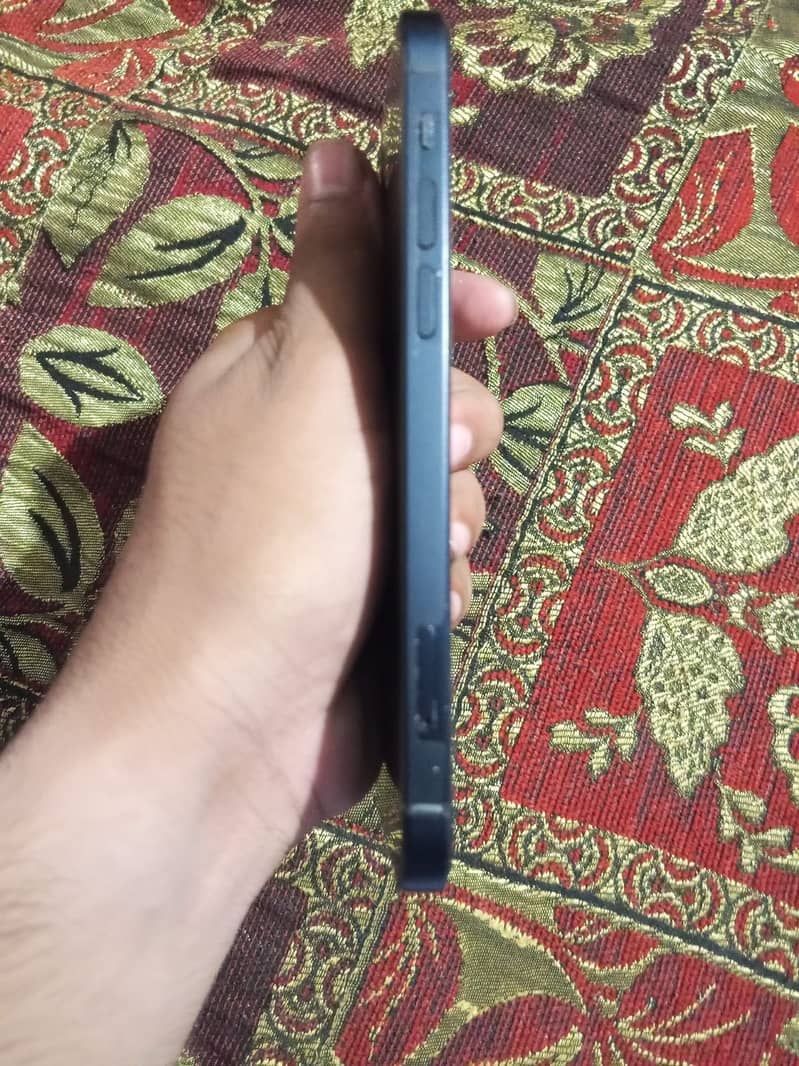 Apple iPhone 12 0