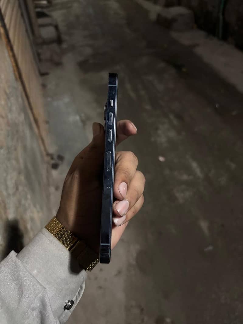 Apple iPhone 13 Pro Max 7