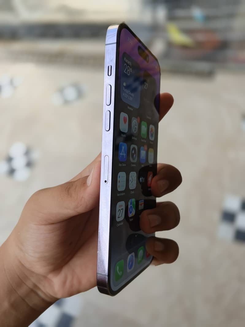 Apple iPhone 14 Pro Max 4
