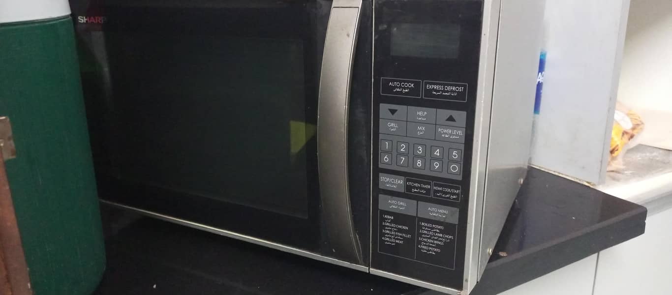 microwave oven 0