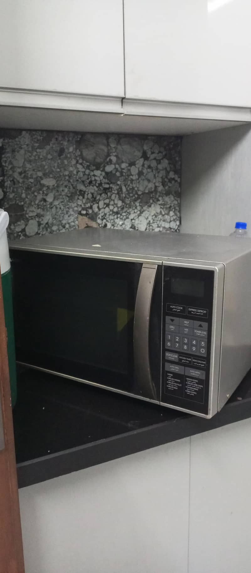 microwave oven 1