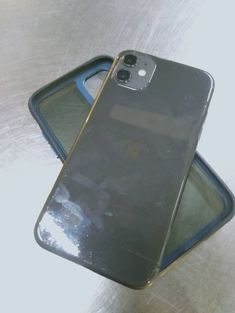 Apple iPhone 11 3
