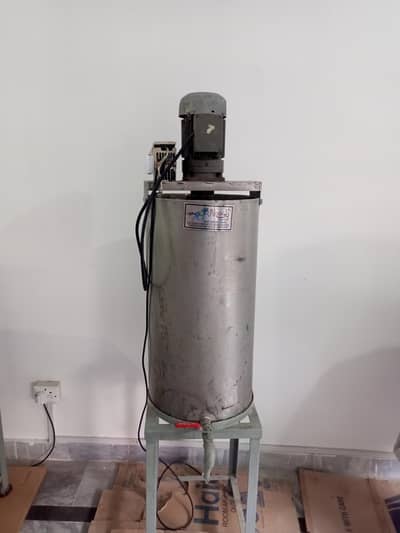 Liquid Mixer 50 litres with SS Tank