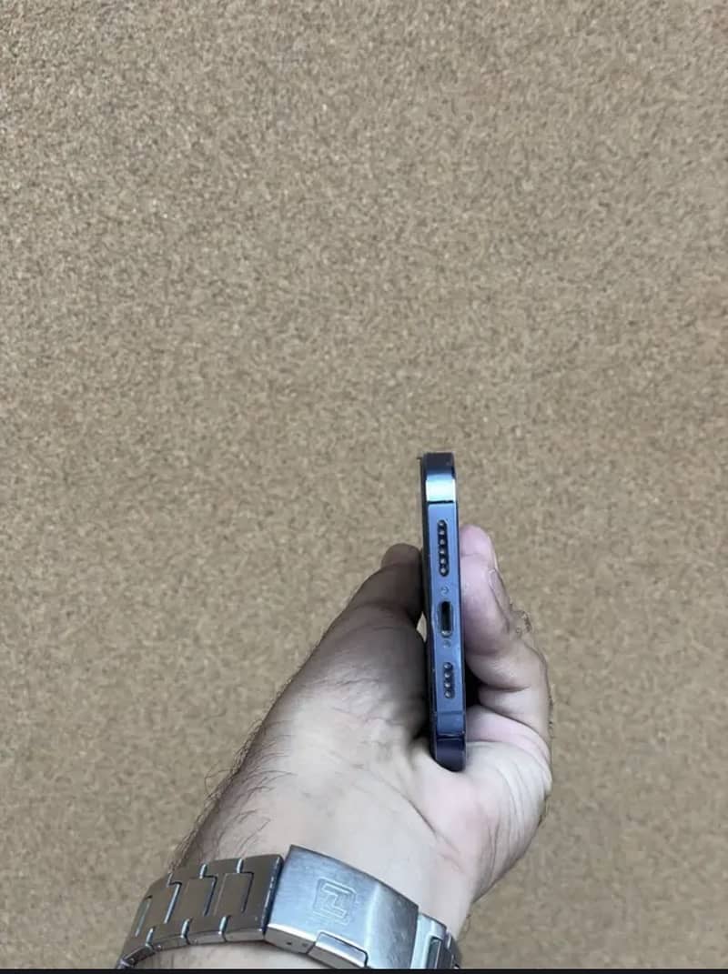 Apple iPhone 13 Pro Max 1