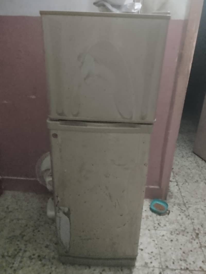 old dawlance fridge 1