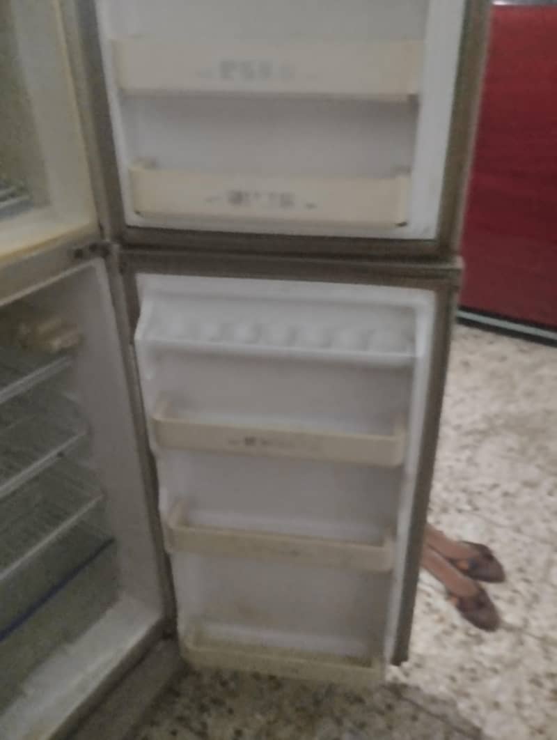 old dawlance fridge 2