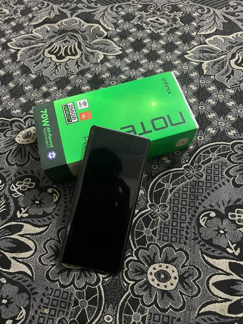 Infinix Note 40 Pro 1