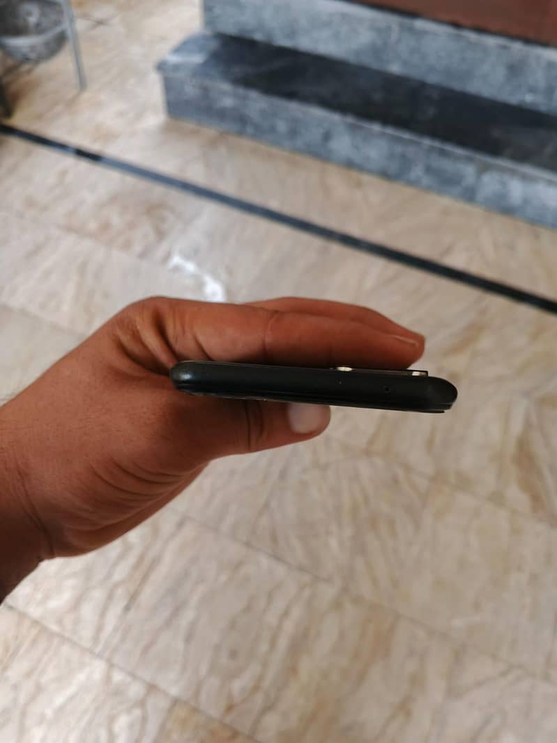 OPPO A76 4