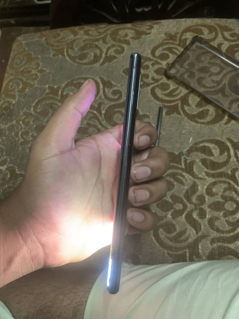 Samsung Mobile Note 10 Plus 8