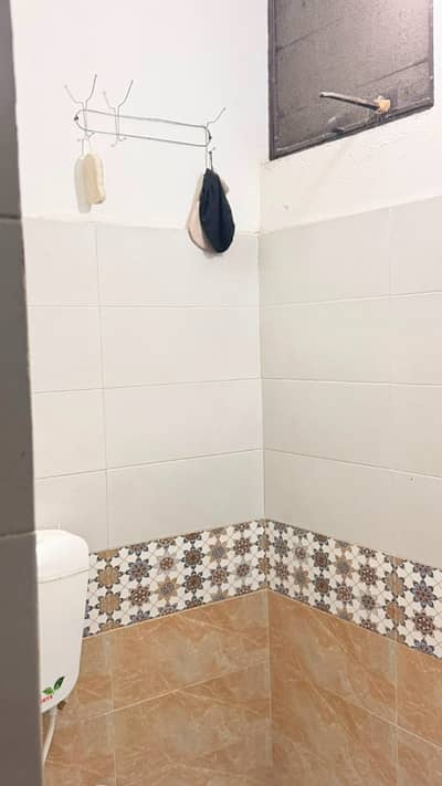 5 Marla Corner Park-Facing House | Excellent Rental Income Potential | Easy to Partition