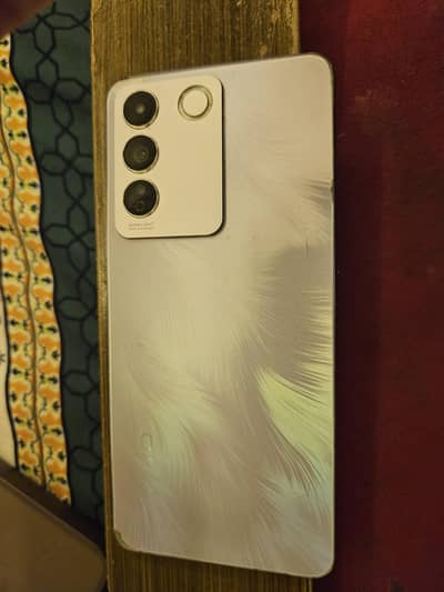 Vivo V27e