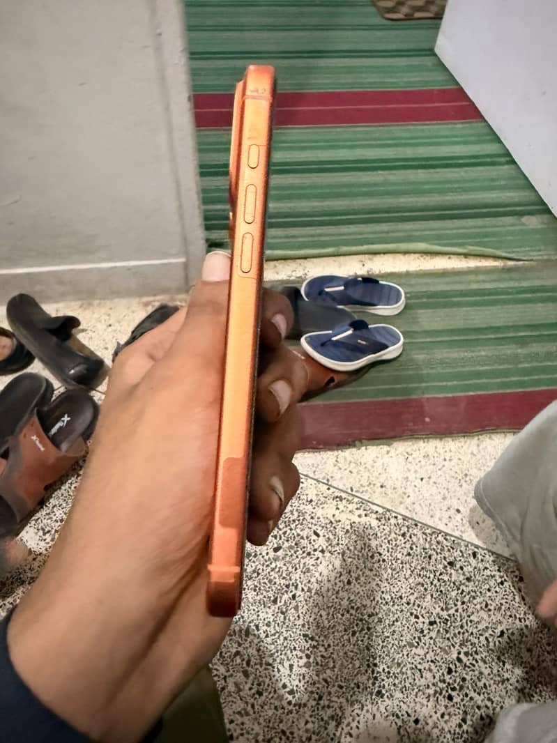 Apple iPhone 17 Pro Max 3