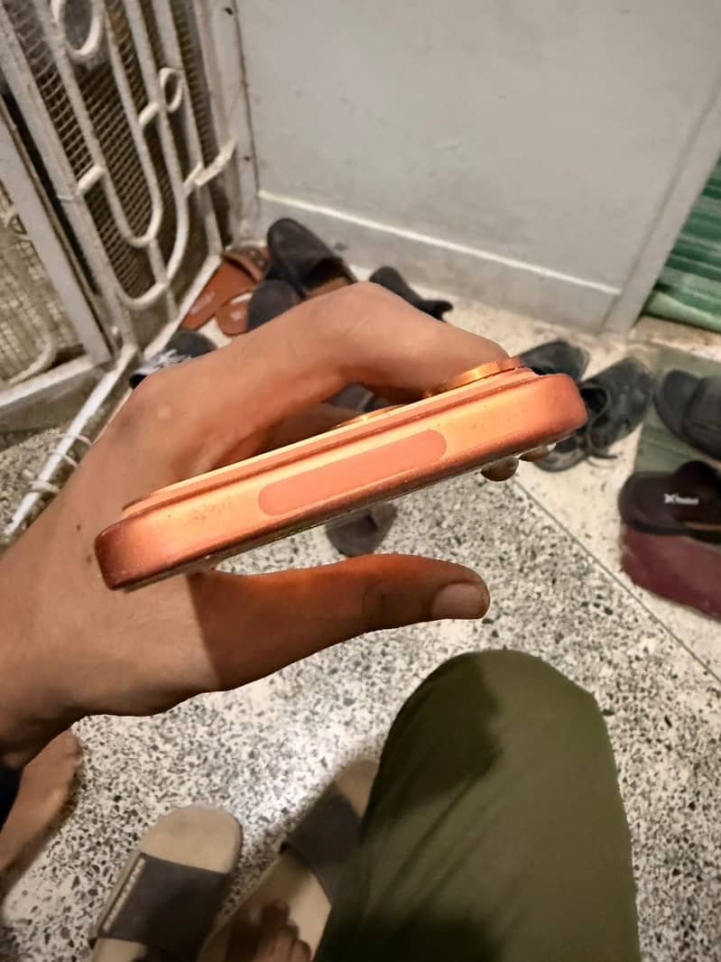 Apple iPhone 17 Pro Max 8