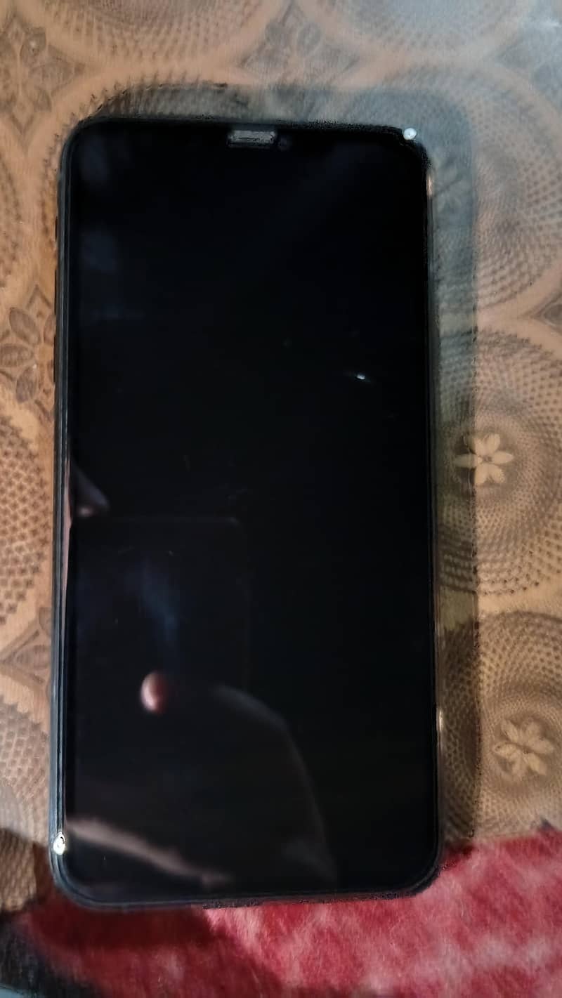 Apple iPhone 11 Pro Max 3