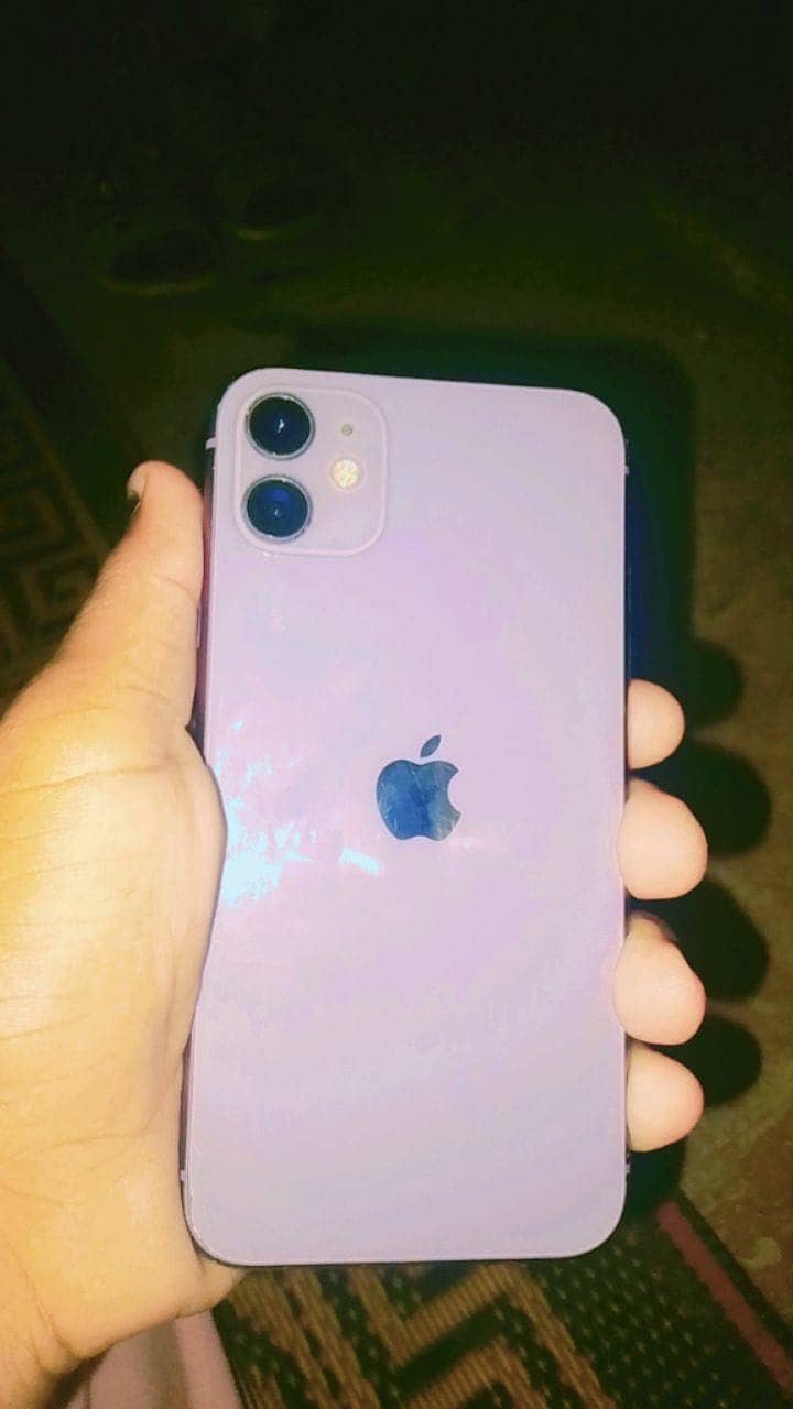 Apple iPhone 11 5