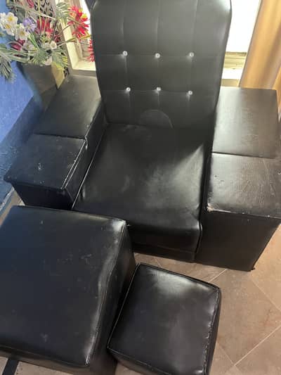 Mani pedi sofa with two stools