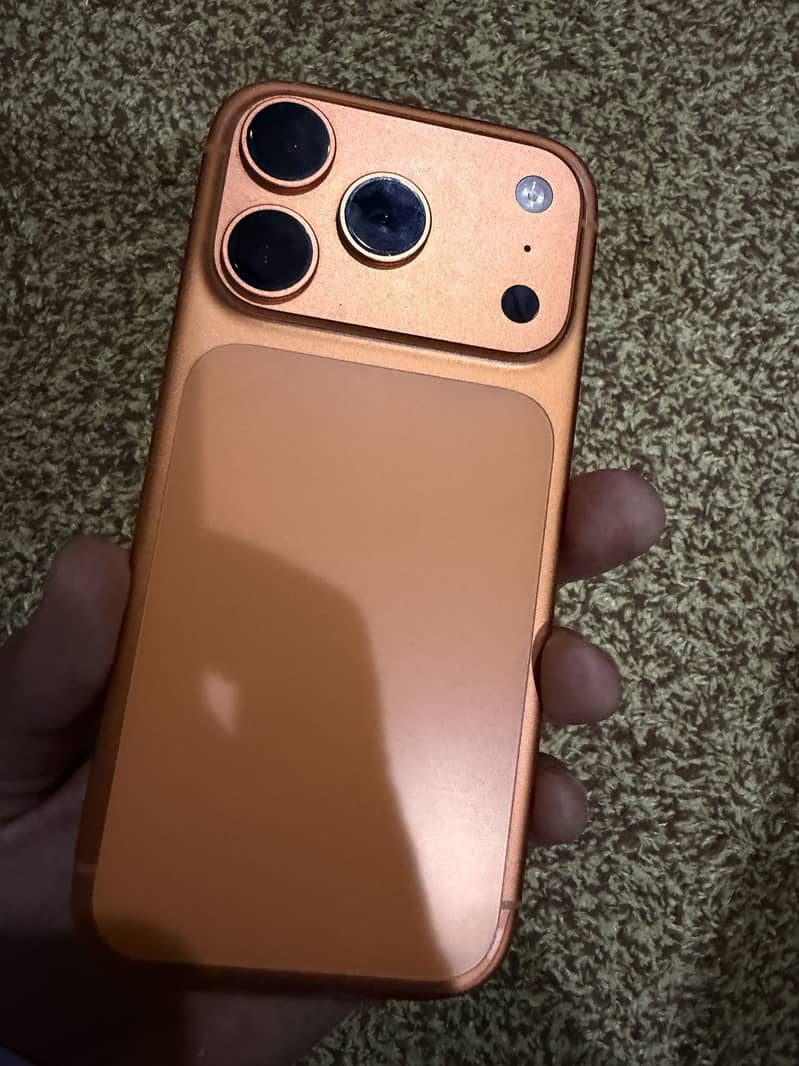 Apple iPhone 17 Pro 1