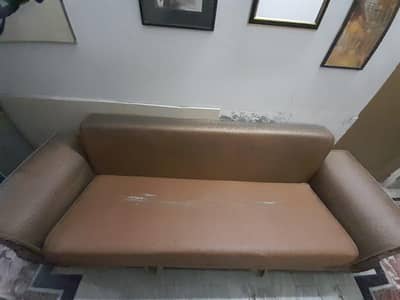Sofa comes bed
