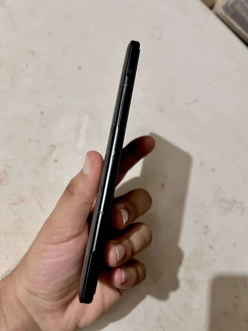 Redmi K40 1